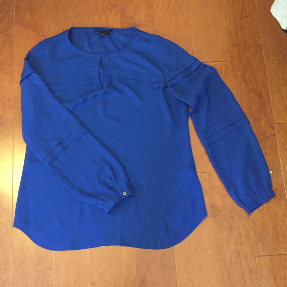 Banana republic royal blue blouse. Size small.